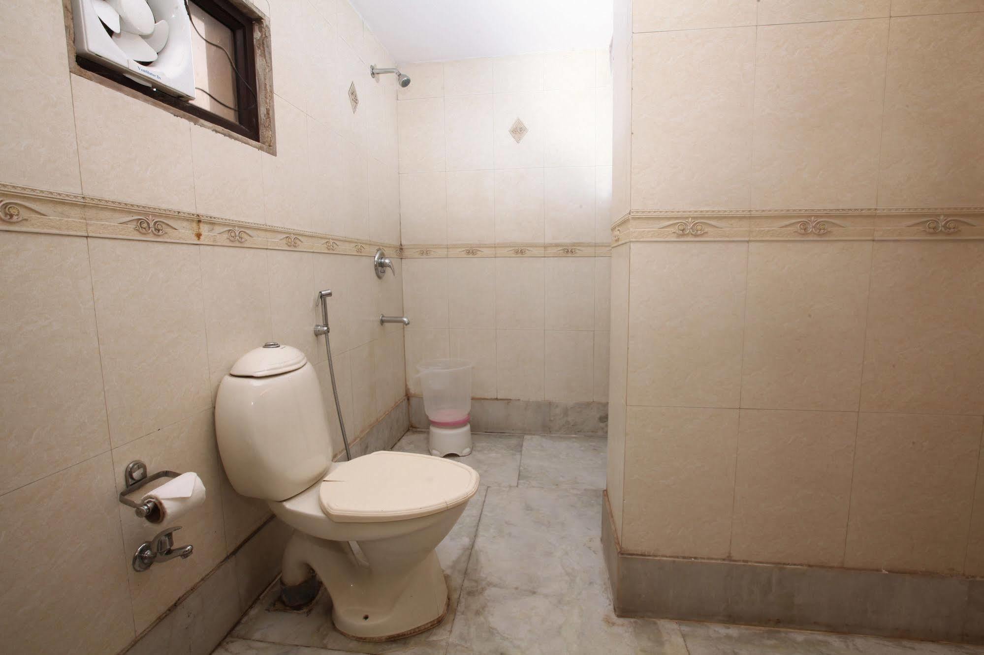 Hotel Ananda Delhi (National Capital Territory of India)