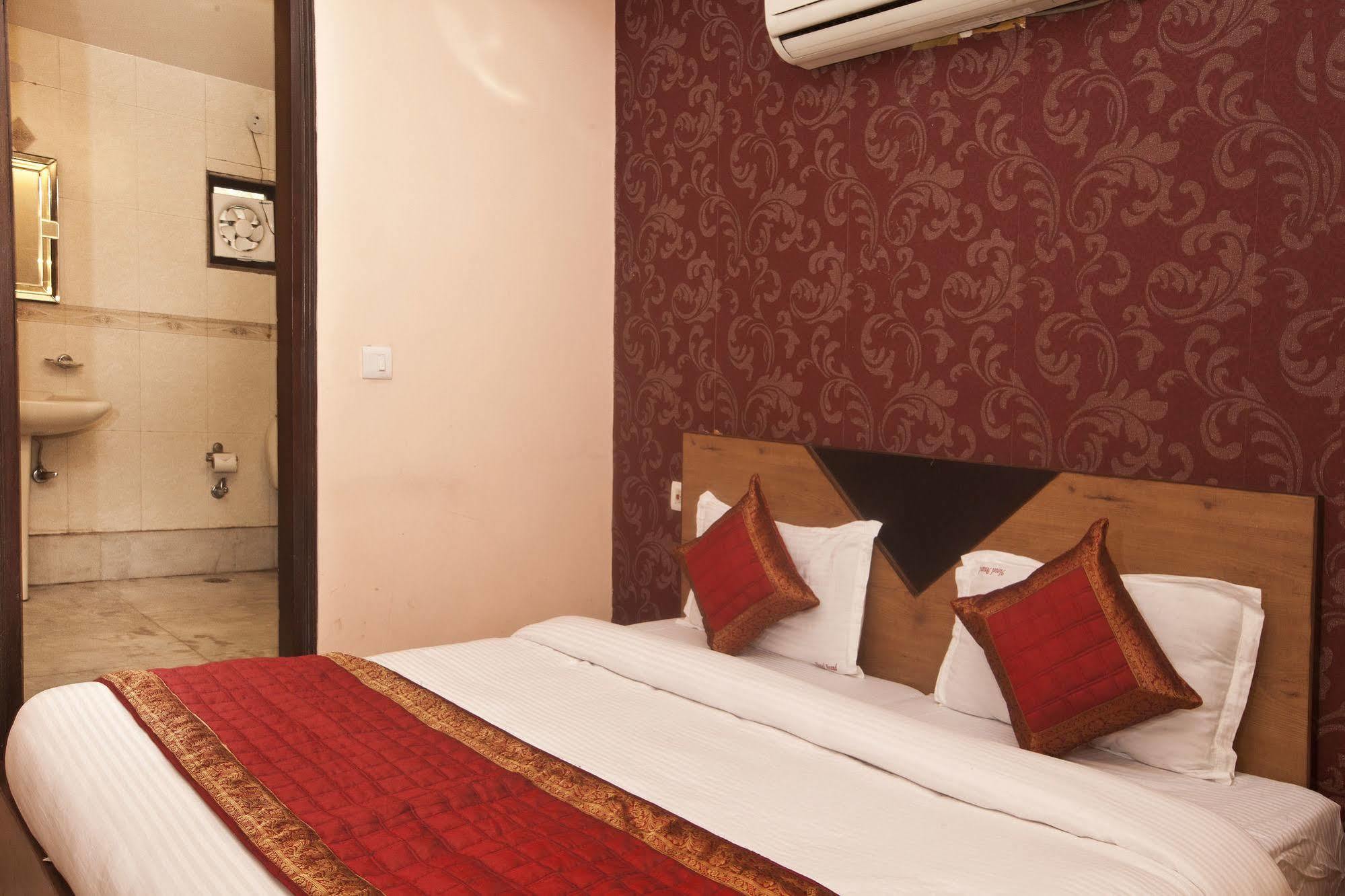 Hotel Ananda Hotel Delhi (National Capital Territory of India)